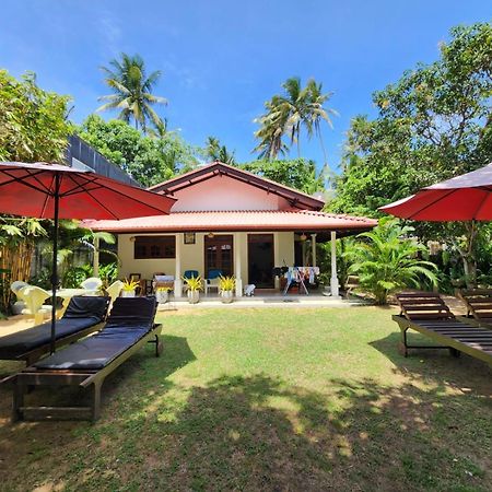 Mango Villa Hikkaduwa Exterior photo