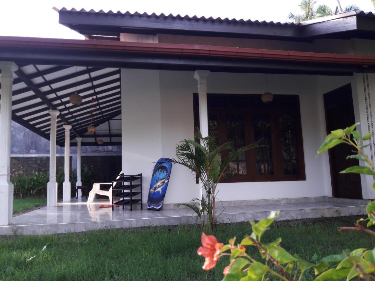 Mango Villa Hikkaduwa Exterior photo